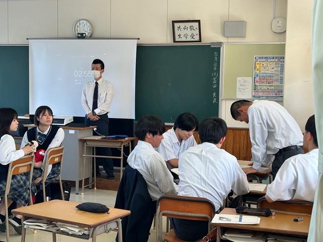 ３年３